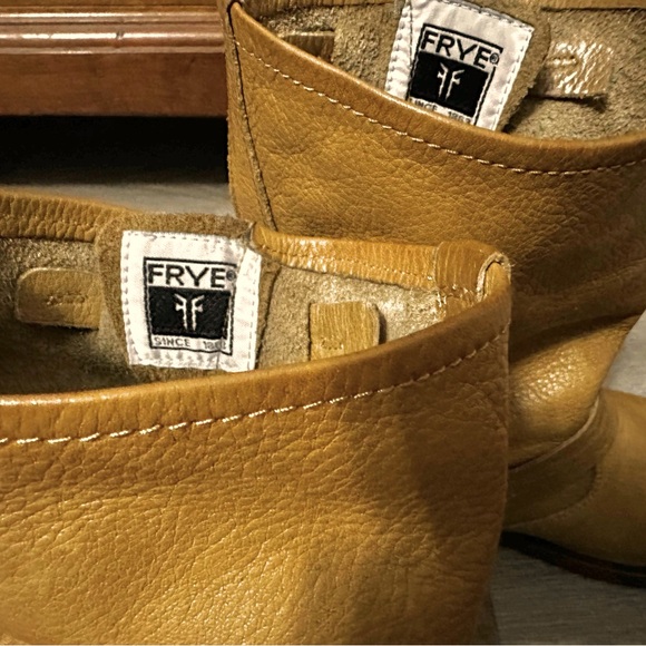Frye boots, hardly worn - Picture 5 of 5